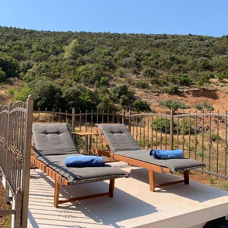 Holiday Home Beyla Pucisca Zewnętrze zdjęcie