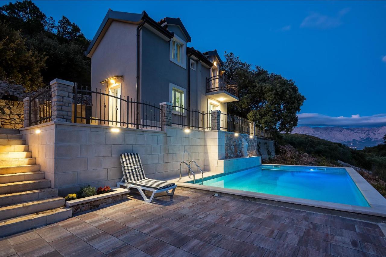 Holiday Home Beyla Pucisca Zewnętrze zdjęcie