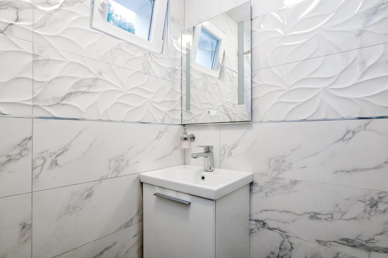 Holiday Home Beyla Pucisca Zewnętrze zdjęcie